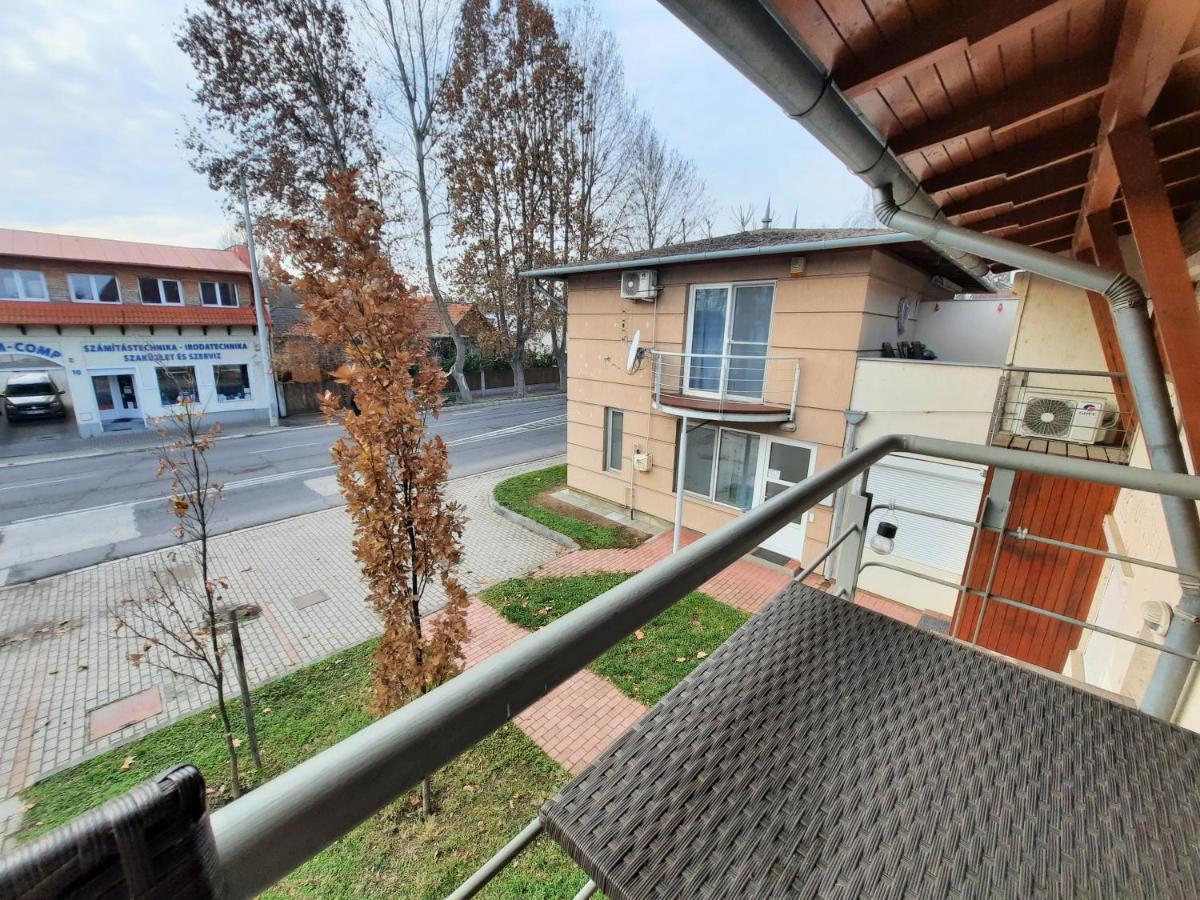 Foki Apartman Apartment Siofok Exterior photo