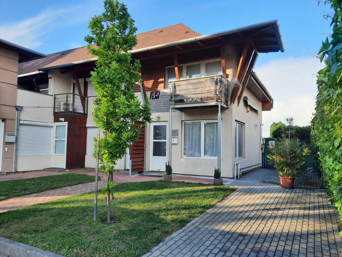 Foki Apartman Apartment Siofok Exterior photo